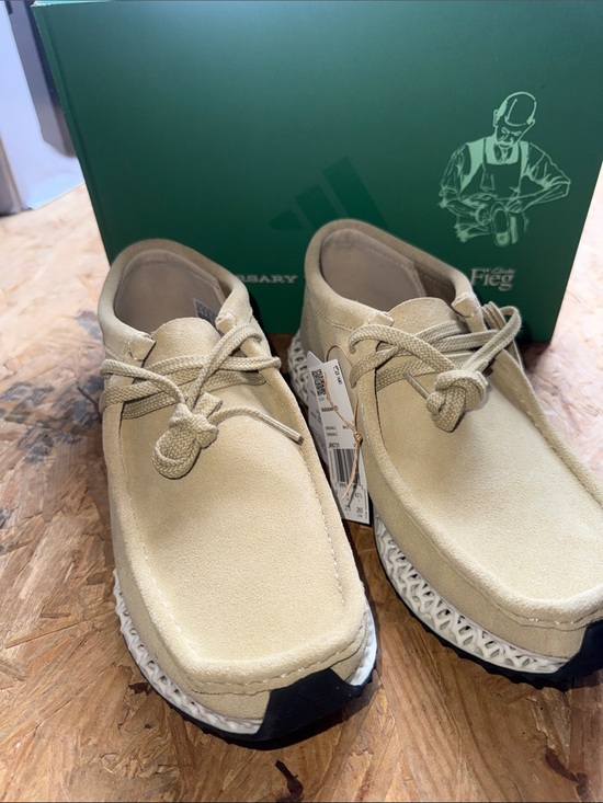 Kith Other - Wallabee Runner KITH - Cream Suede Men’s Shoes